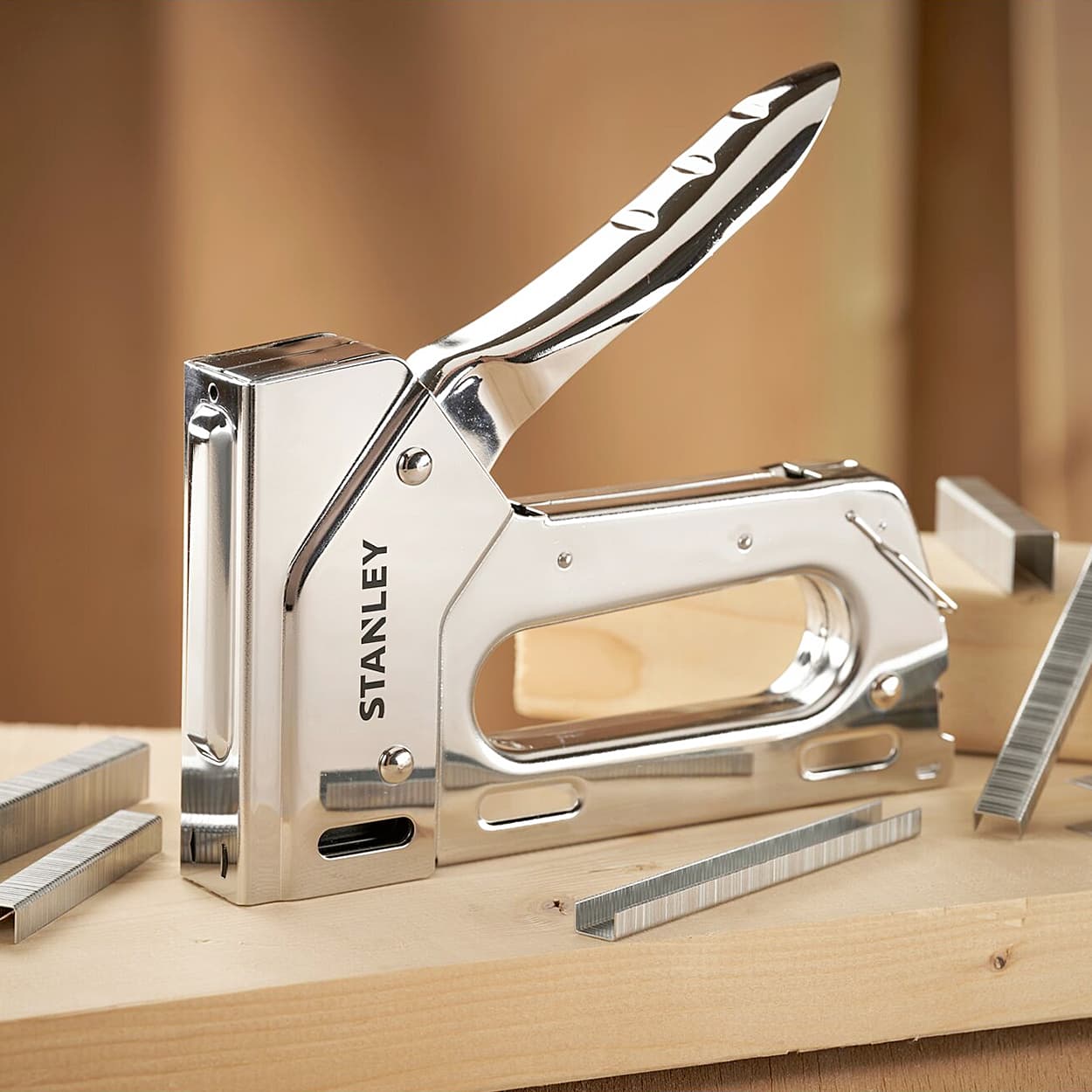 STANLEY® Heavy-Duty Steel Staple Gun